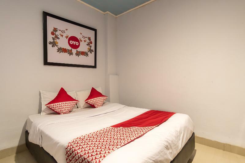 Sz Nine One Hotel Medan Exterior photo